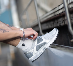 Giay Nike Air Zoom Vomero 5 'Cool Grey' FJ4151-003