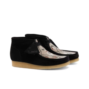 Giay Clarks Wallabee x END 'Black' 26176620