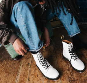 Giay Dr.Martens 1460 Vintage Made In England Lace Up 'White' 27452100