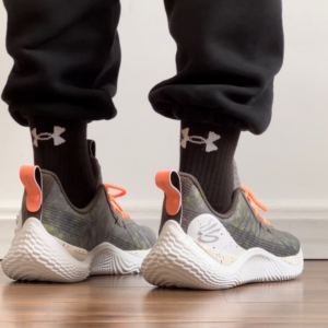 Giay Puma Curry Flow 10 'Treasure Land' 3025623-101