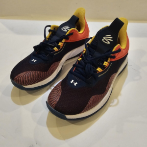 Giay Under Armour Curry HOVR 'Navy Orange' 3025636-400
