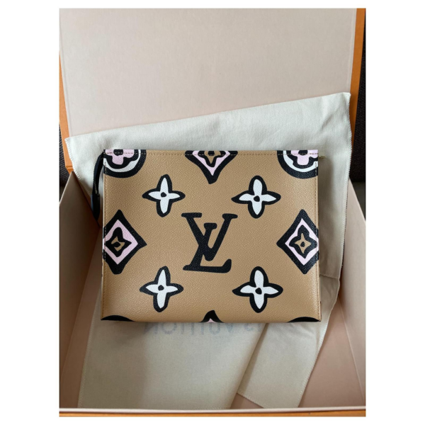 Tui Louis Vuitton Toiletry Pouch 'Arizona' M80752