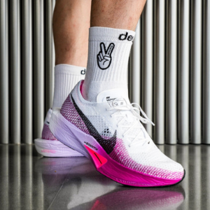 Giay Nike ZoomX VaporFly Next% 3 'White Purple' DV4129-104