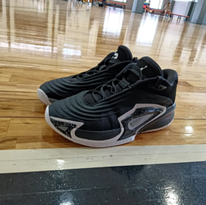 Giay Nike Air Jordan Luka 3 'Speedway' FQ1285-001