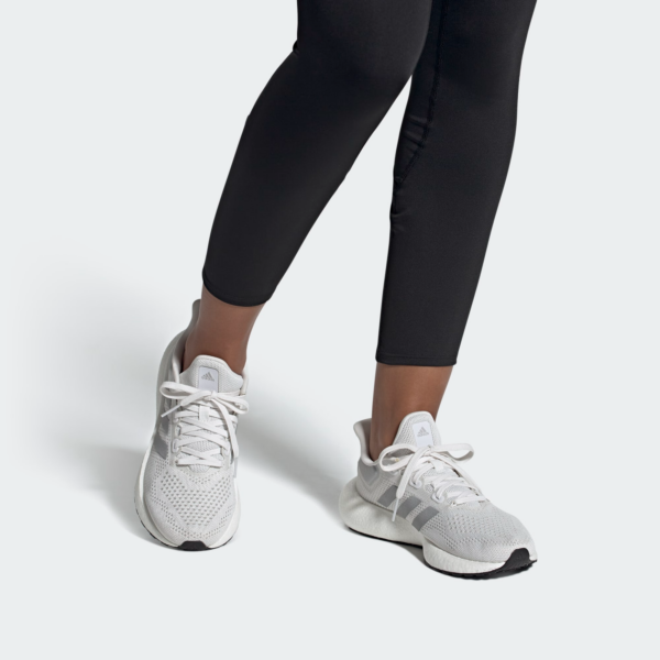 Giay Adidas PureBoost Jet 'White Silver Metallic' GW0906