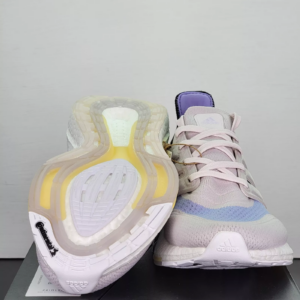 Giay Adidas UltraBoost 21 'Orchid Tint' S23837