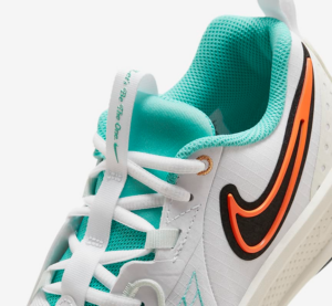 Giay Nike G.T. Cut 3 'White Green Frost' HM3723-101