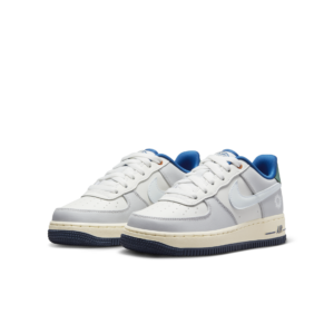 Giay Nike Air Force 1 LV8 'Sail White Blue' HM3721-111