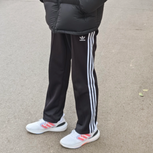 Giay Adidas Ultrabounce 'White Solar Red' HP5771