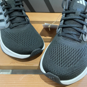 Giay Adidas Ultrabounce Big Kid 'Black White' HQ1302