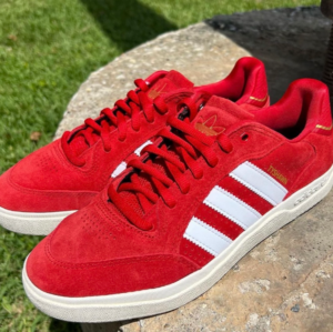 Giay Adidas Tyshawn Remastered 'Better Scarlet' IG5278