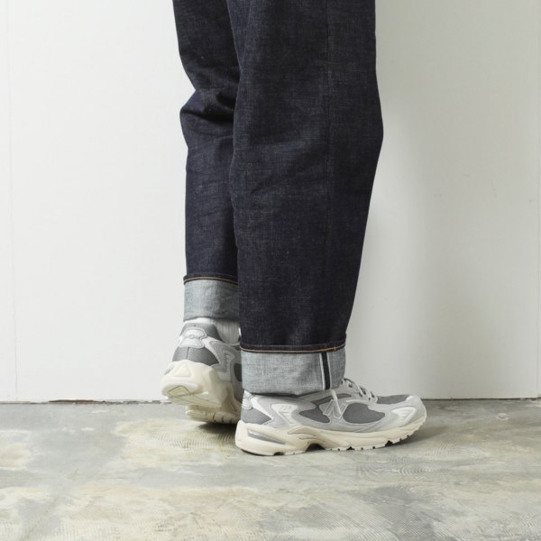 Giay New Balance 725 'Light Grey' ML725AA