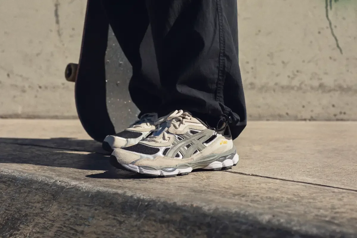 ASICS va Su Hoi Sinh Cua Phong Cach Retro Trong Nam 2024