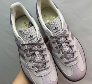 Giay Adidas Classics Gazelle x Kith 'Ash Purple' KC-AOGISP-PLG