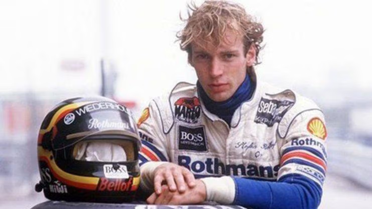 PUMA SPEEDCAT OG: Huyền thoại tốc độ tái sinh Hinh anh 2: PUMA SPEEDCAT OG: Huyen thoai toc do tai sinh