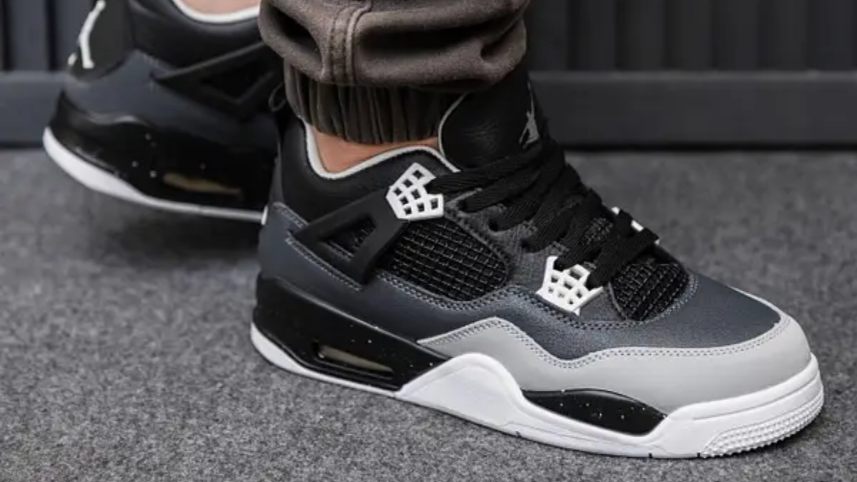 Hinh anh 1: Top 9 doi Jordan 4 khong the thieu trong bo suu tap