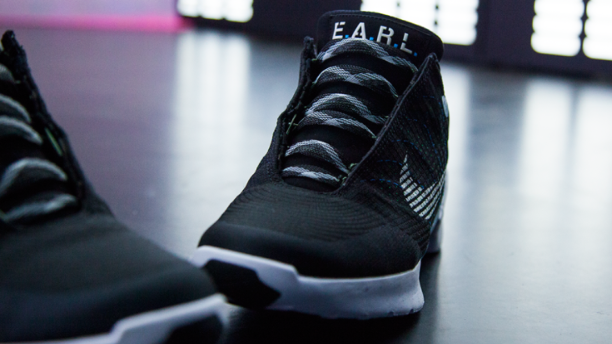 Hinh anh 2: Nike Auto Lacing: Tuong lai cua giay chay da den