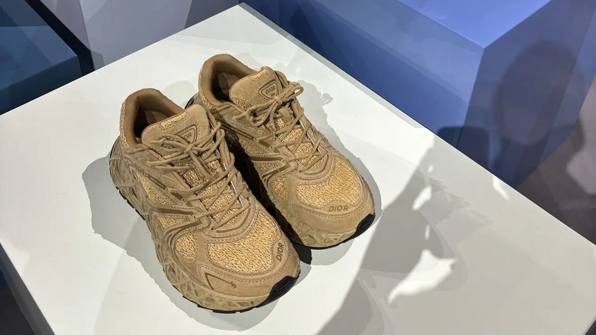 Xu hướng nổi bật tại Tuần lễ Thời trang Nam Paris Xuân Hè 2025 Hinh anh 12: Xu huong noi bat tai Tuan le Thoi trang Nam Paris Xuan He 2025