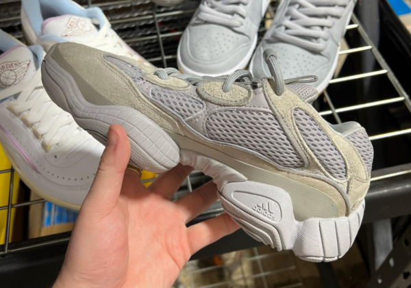 Giay Adidas Yeezy 500 'Stone Salt' IE4783