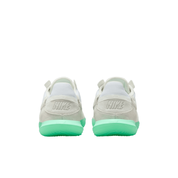 Giay Nike Streetgato 'White Green Glow' DC8466-102