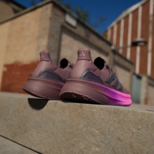 Giay Adidas Ultraboost 5 'Black Purple' IH7710