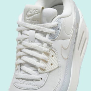 Giay Nike Air Max 90 LV8 'Glacier Blue' HF0782-100