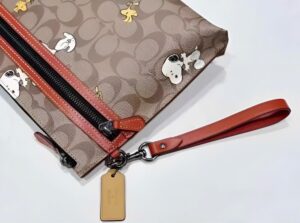 Tui Coach X Peanuts In Signature Canvas 'Snoopy' 5734-QBE7V