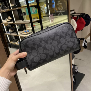 Tui Coach Travel Kit 25 'Black' 2515-QBMI5