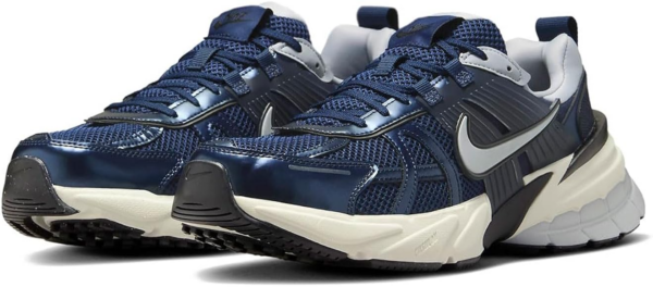 Giay Nike V2K Run 'Obsidian Wolf Grey' HJ4497-400