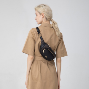 Tui Coach Factory Body Bag 'Brown' 6548-IMAA8