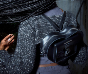 Balo Dr.Martens Leather Heart Shaped Bag 'Black' AC807033