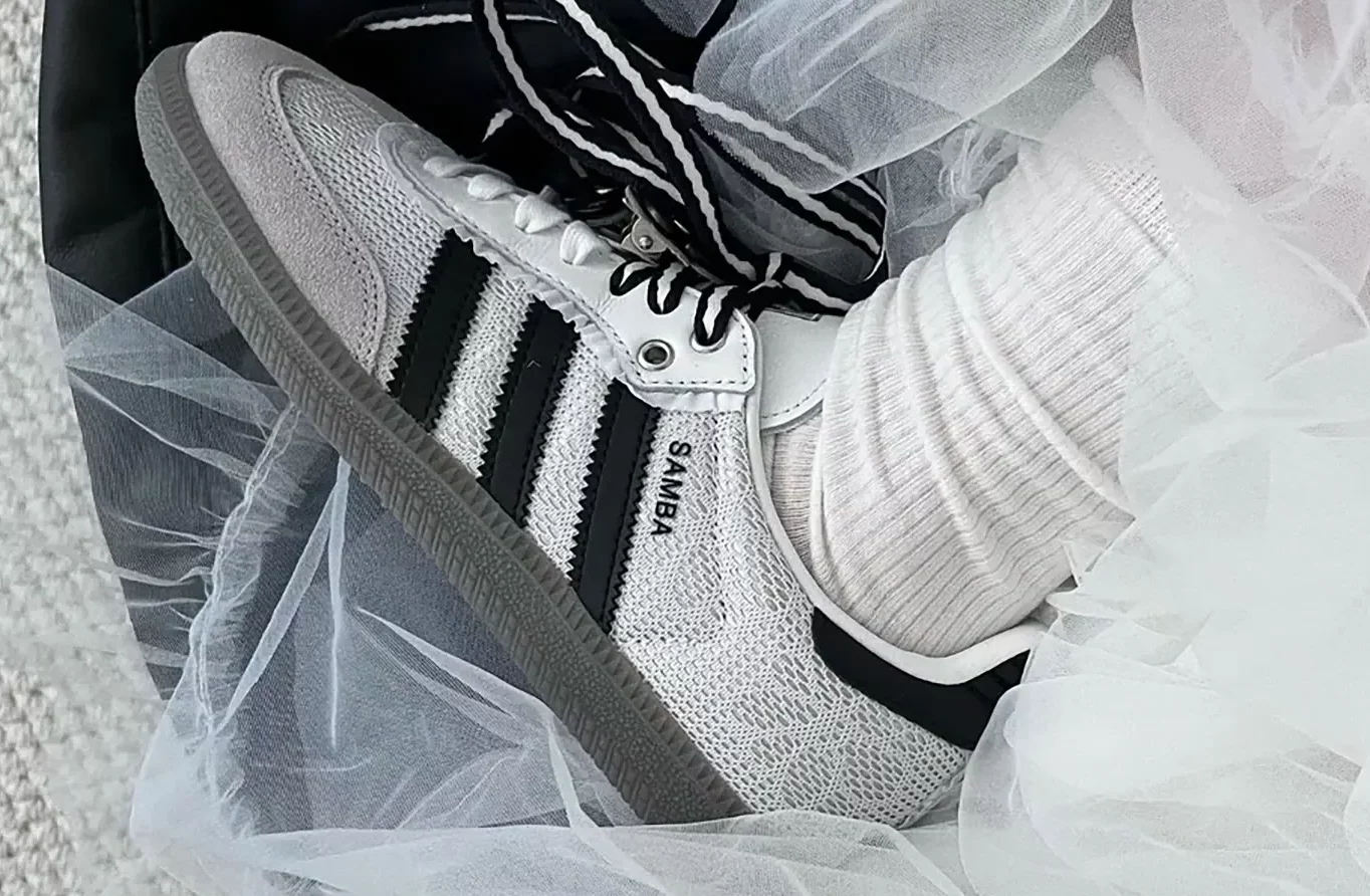 adidas Samba "Lace": Điệu Ballet uyển chuyển trên sân đấu thể thao Hinh anh 3: adidas Samba "Lace": Dieu Ballet uyen chuyen tren san dau the thao