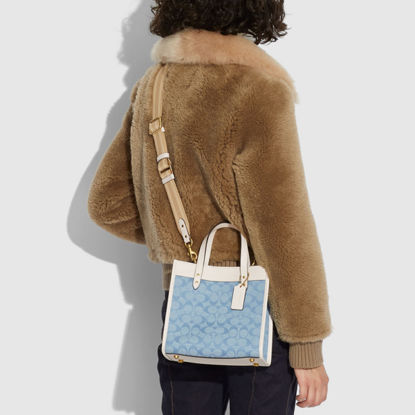 Tui Coach Field Tote 22 'Blue' C4692-B4SUX