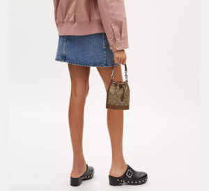 Tui Coach In Signature Canvas 'Khaki Saddle' CR145-SVWQ3