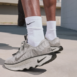 Giay Nike Motiva 'Beige' DV1237-002