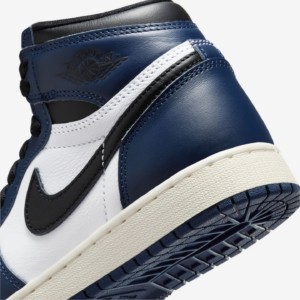 Giay Nike Air Jordan 1 Retro High OG GS 'Midnight Navy' FD1437-401
