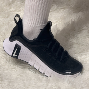 Giay Nike Free Metcon 6 'Black White' FJ7127-001
