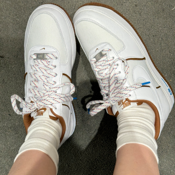 Giay Nike Air Force 1 '07 LX 'White Light Tan' FN5757-100