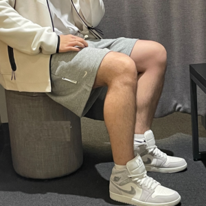 Giay Nike Air Jordan 1 Mid SE 'Neutral Grey Sail' FQ7720-002