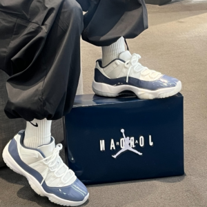 Giay Nike Air Jordan 11 Retro GS 'Diffused Blue' FV5121-104