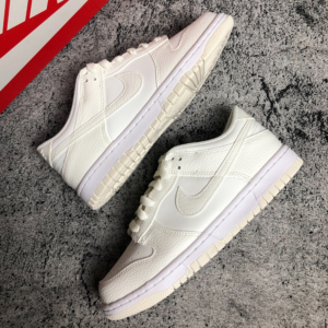 Giay Nike Dunk Low SE GS 'Sail Croc' FV7472-100