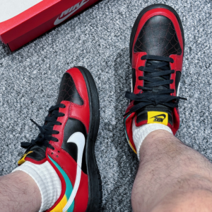 Giay Nike Dunk Low 'Biker Tattoos' FZ3057-001