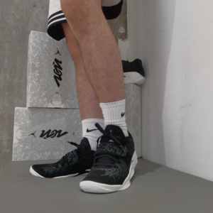 Giay Nike Air Jordan Zion 3 M.U.D. SE 'Black Dark' FN1714-002