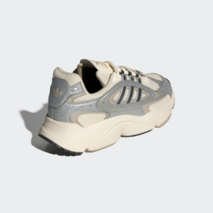 Giay Adidas Ozmillen 'Chalk White Beige' IE5841