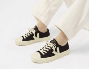Giay Veja Wata II Low-Top Sneakers 'Black White' PL0101397