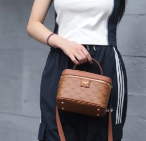 Tui MCM Small Himmel Vanity Case 'Cognac' MWRESAC02CO001