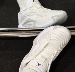 Giay Nike Air Jordan Luka 3 PF TB 'White Grey Fog' FQ7455-106