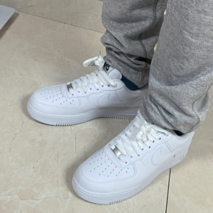 Giay Nike Wmns Air Force 1 '07 EasyOn 'White' DX5883-100