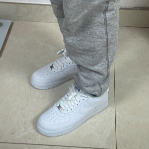 Giay Nike Wmns Air Force 1 '07 EasyOn 'White' DX5883-100