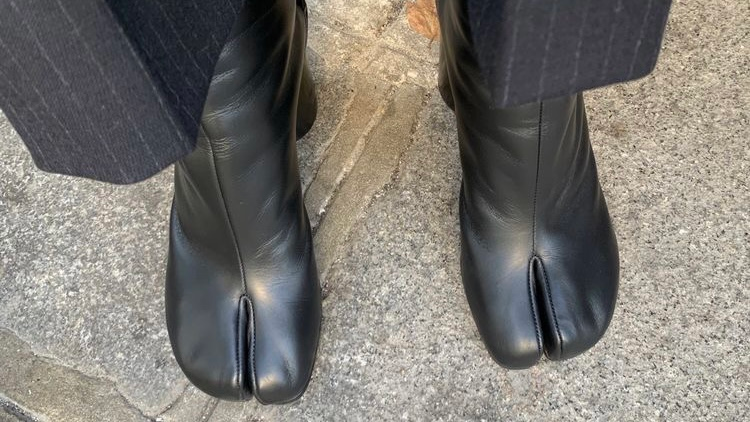 Dong giay Tabi xuat than tu dau?